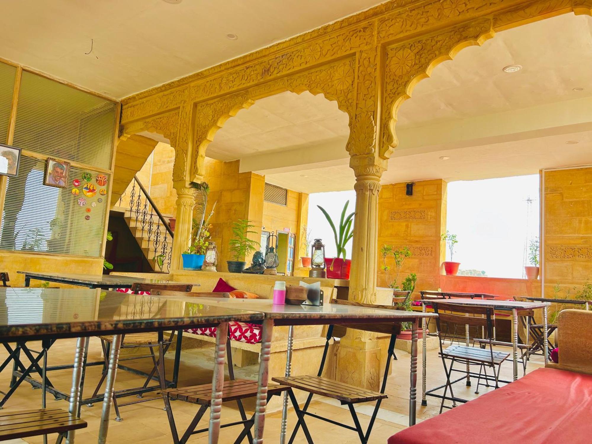 Hotel Pol Haveli Džaisalmér Exteriér fotografie