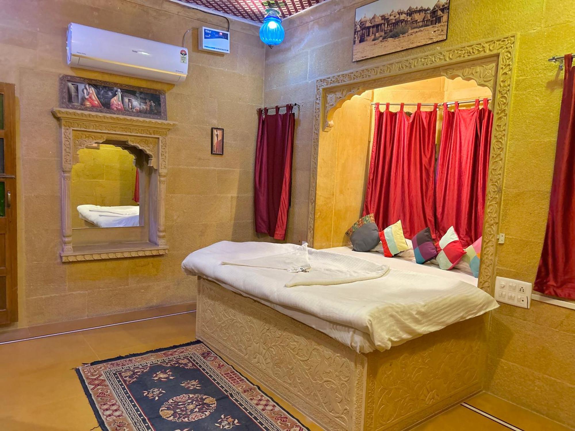 Hotel Pol Haveli Džaisalmér Exteriér fotografie